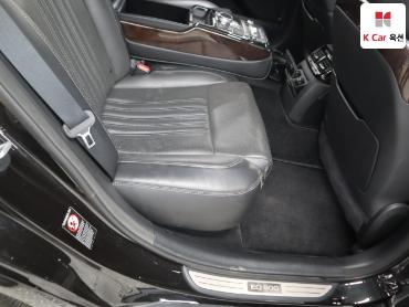 2018 - genesis eq900