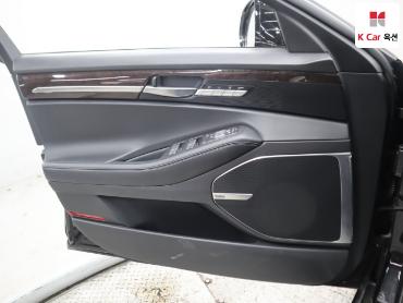 2018 - genesis eq900