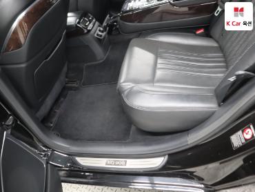2018 - genesis eq900
