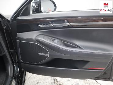2018 - genesis eq900