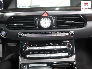 2018 - genesis eq900