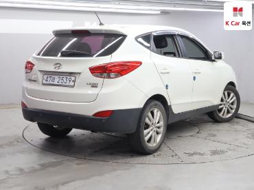 2010 - hyundai tucson
