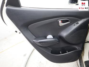 2010 - hyundai tucson