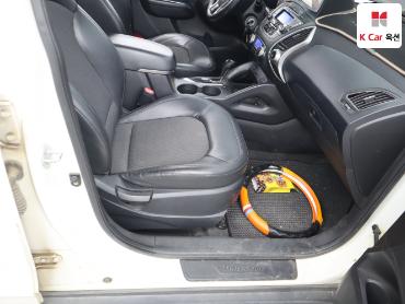 2010 - hyundai tucson