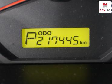 2011 - hyundai grand starex