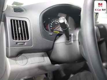 2011 - hyundai grand starex