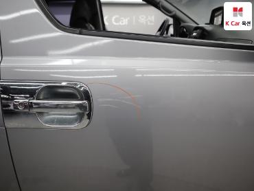 2011 - hyundai grand starex