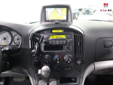 2011 - hyundai grand starex