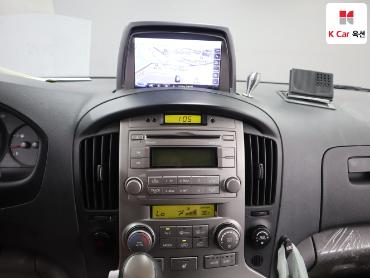 2012 - hyundai grand starex