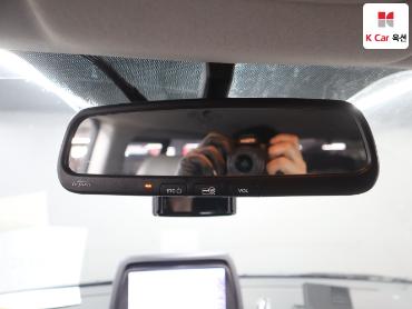 2012 - hyundai grand starex