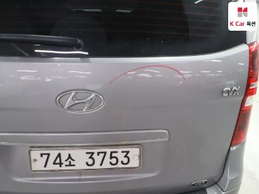 2012 - hyundai grand starex