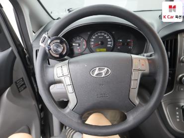 2012 - hyundai grand starex