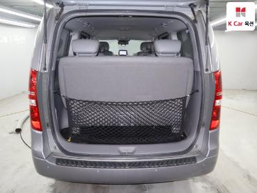 2012 - hyundai grand starex