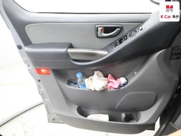 2012 - hyundai grand starex