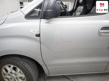 2012 - hyundai grand starex