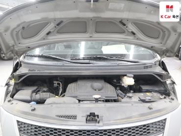 2012 - hyundai grand starex