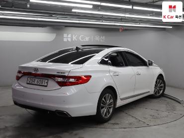 2016 - hyundai grandeur