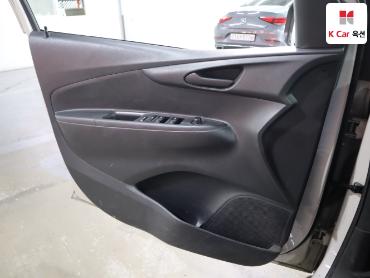 2017 - chevrolet spark