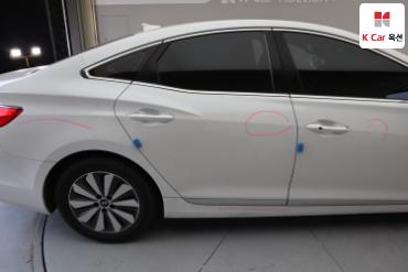 2016 - hyundai grandeur