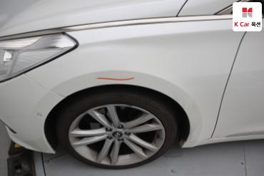 2011 - hyundai grandeur