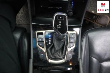 2011 - hyundai grandeur