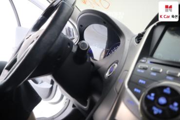 2011 - hyundai grandeur