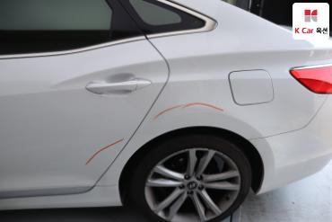2011 - hyundai grandeur