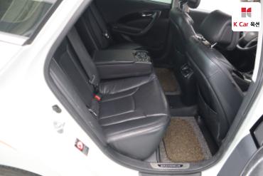 2011 - hyundai grandeur