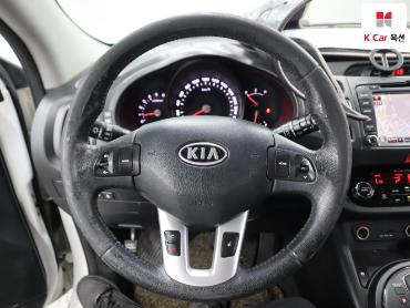 2011 - kia sportage