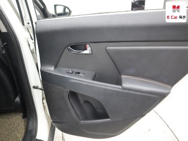 2011 - kia sportage