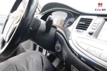 2012 - hyundai bh330