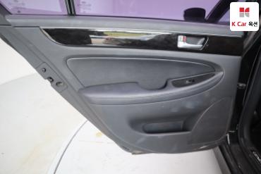 2012 - hyundai bh330
