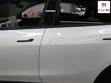 2022 - tesla model y