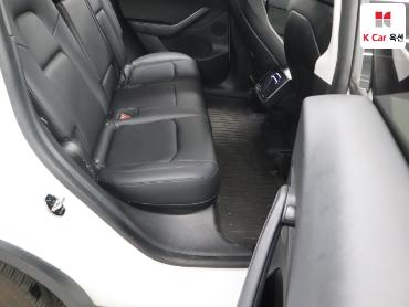 2022 - tesla model y