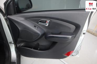 2011 - hyundai tucson