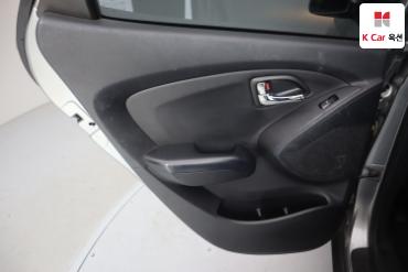 2011 - hyundai tucson
