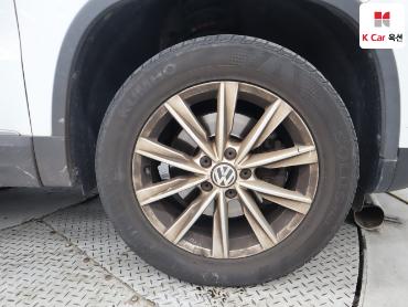 2015 - volkswagen tiguan