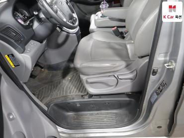 2018 - hyundai grand starex