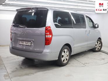 2018 - hyundai grand starex