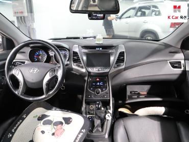 2014 - hyundai avante