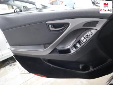 2014 - hyundai avante