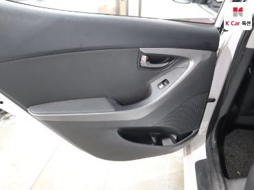 2014 - hyundai avante