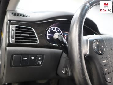 2012 - hyundai bh330