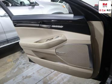 2018 - genesis eq900