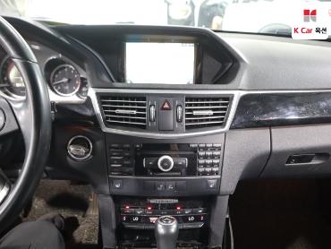 2011 - mercedes-benz e200