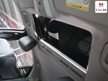 2011 - mercedes-benz e200