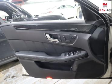 2011 - mercedes-benz e200
