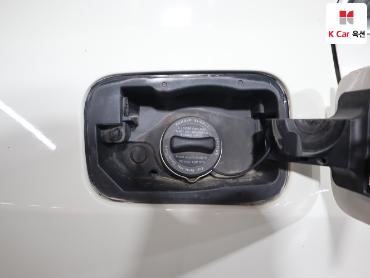2011 - mercedes-benz e200