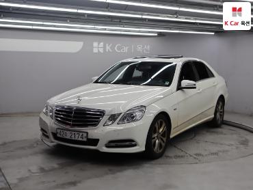 2011 - mercedes-benz e200