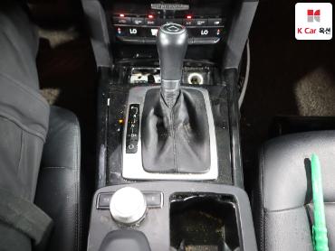 2011 - mercedes-benz e200